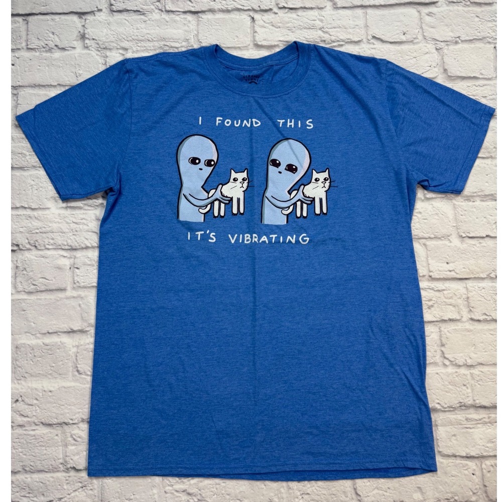 Strange Planet T-Shirt Mens Large Blue Excellent Graphic Nathan Pyle Cat Alien